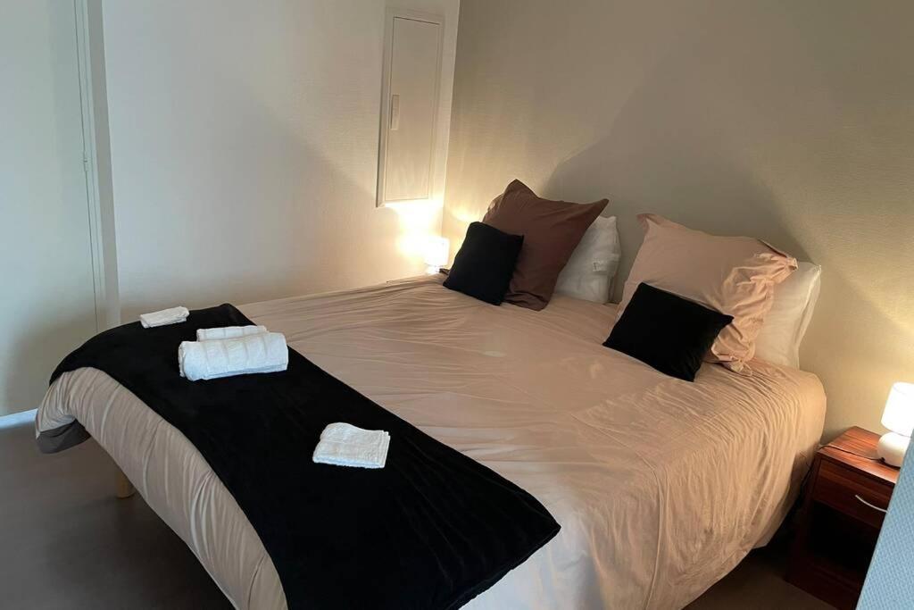 Logement Entier 33 M2 A По Экстерьер фото