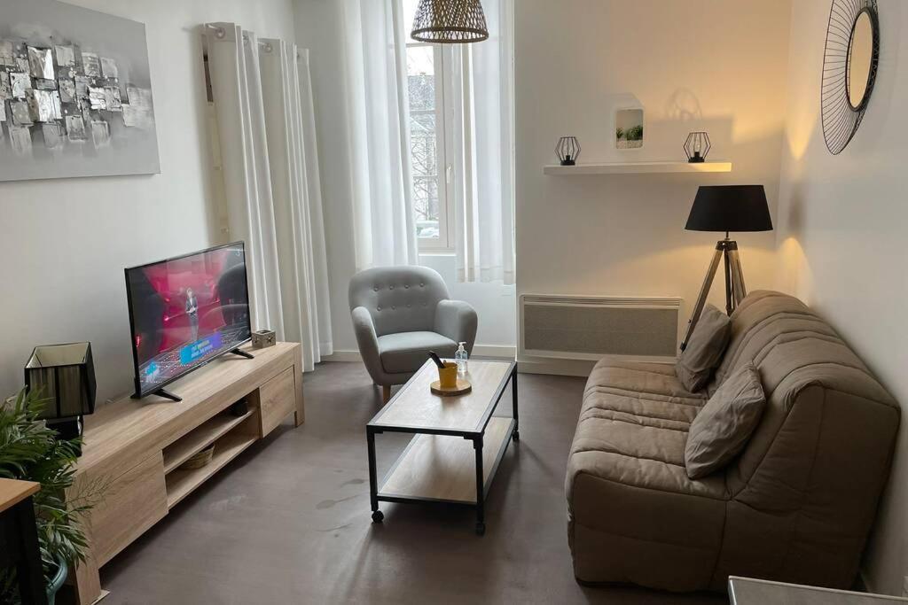 Logement Entier 33 M2 A По Экстерьер фото