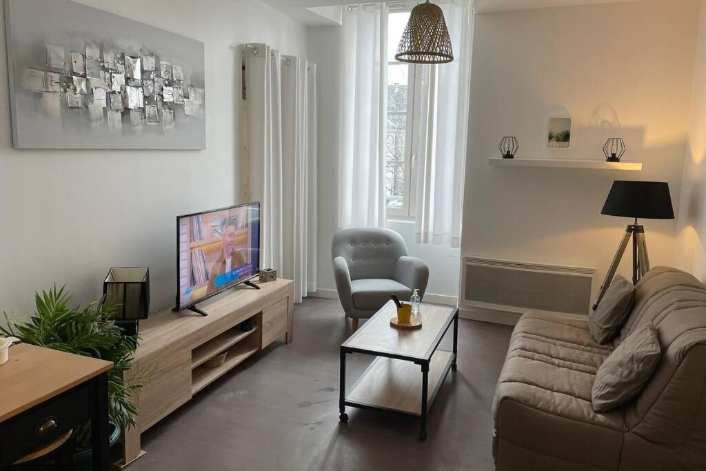 Logement Entier 33 M2 A По Экстерьер фото