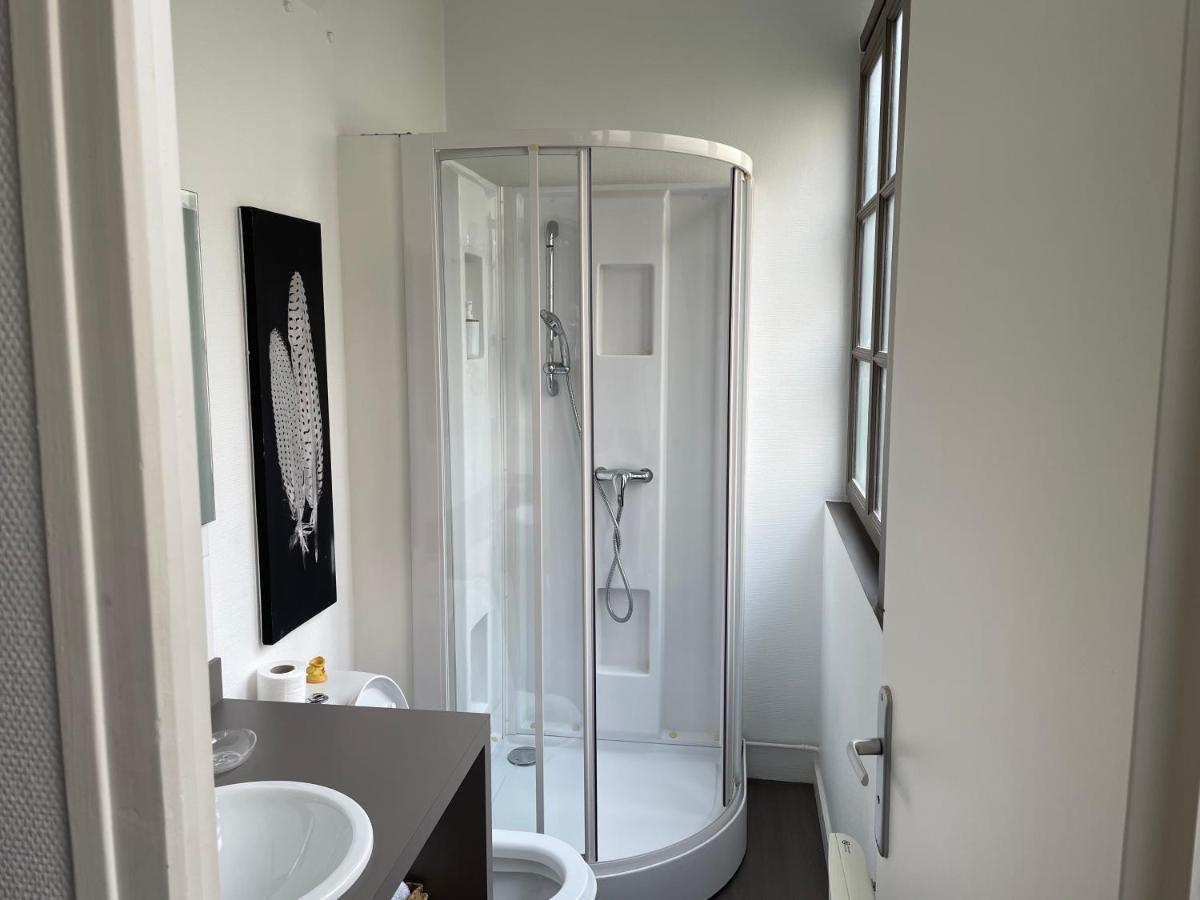 Logement Entier 33 M2 A По Экстерьер фото